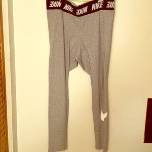 Nike leggings